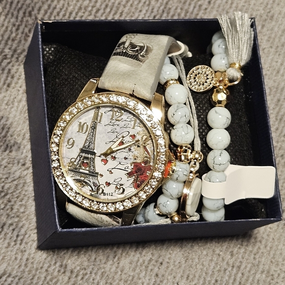 Paris Themed Watch Bracelet Set Women's 1 Watch 4 Bracelets BRAND NEW - Picture 2 of 3
